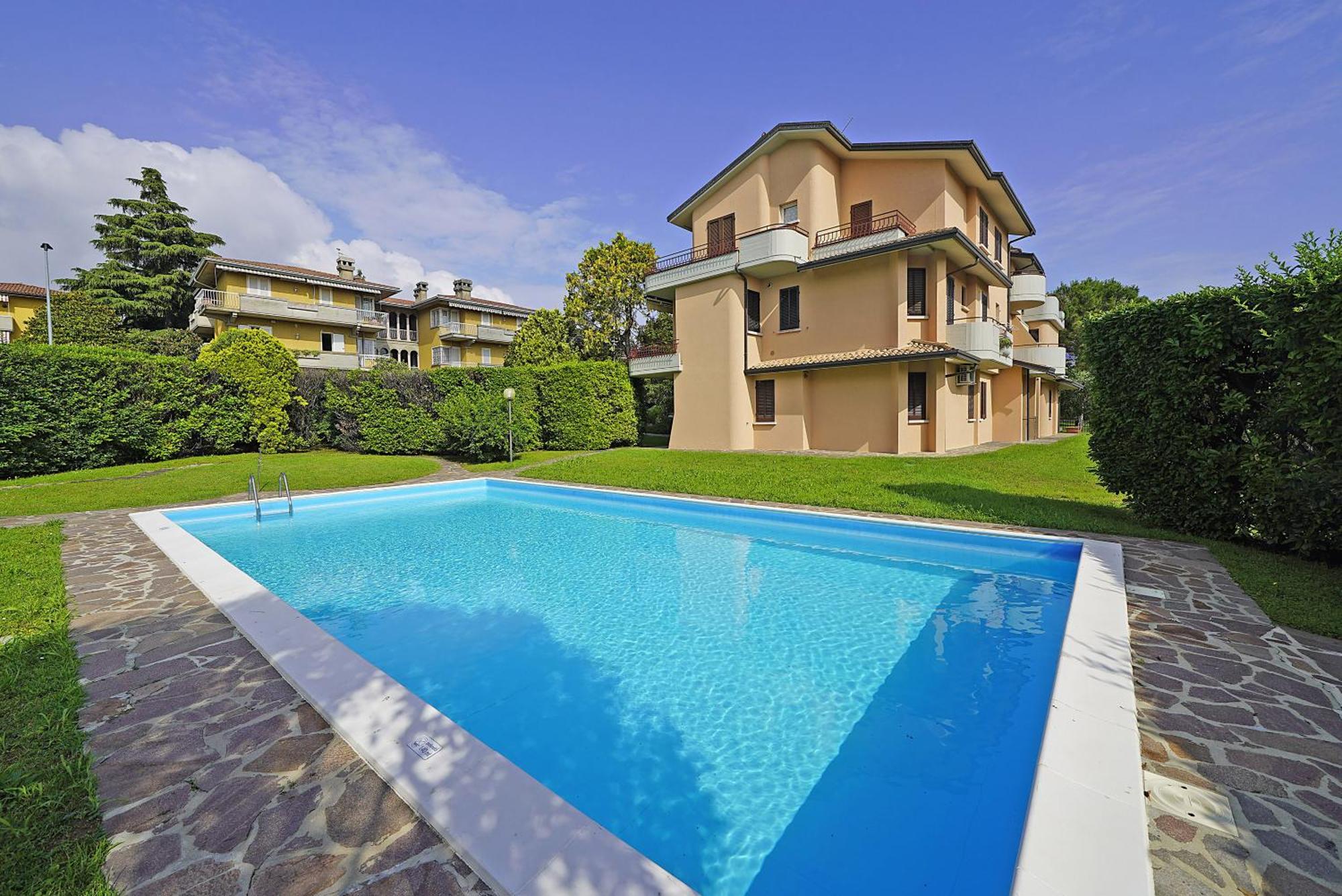Borgo Del Grillo P2-9 By Wonderful Italy Apartment Сирмионе Екстериор снимка