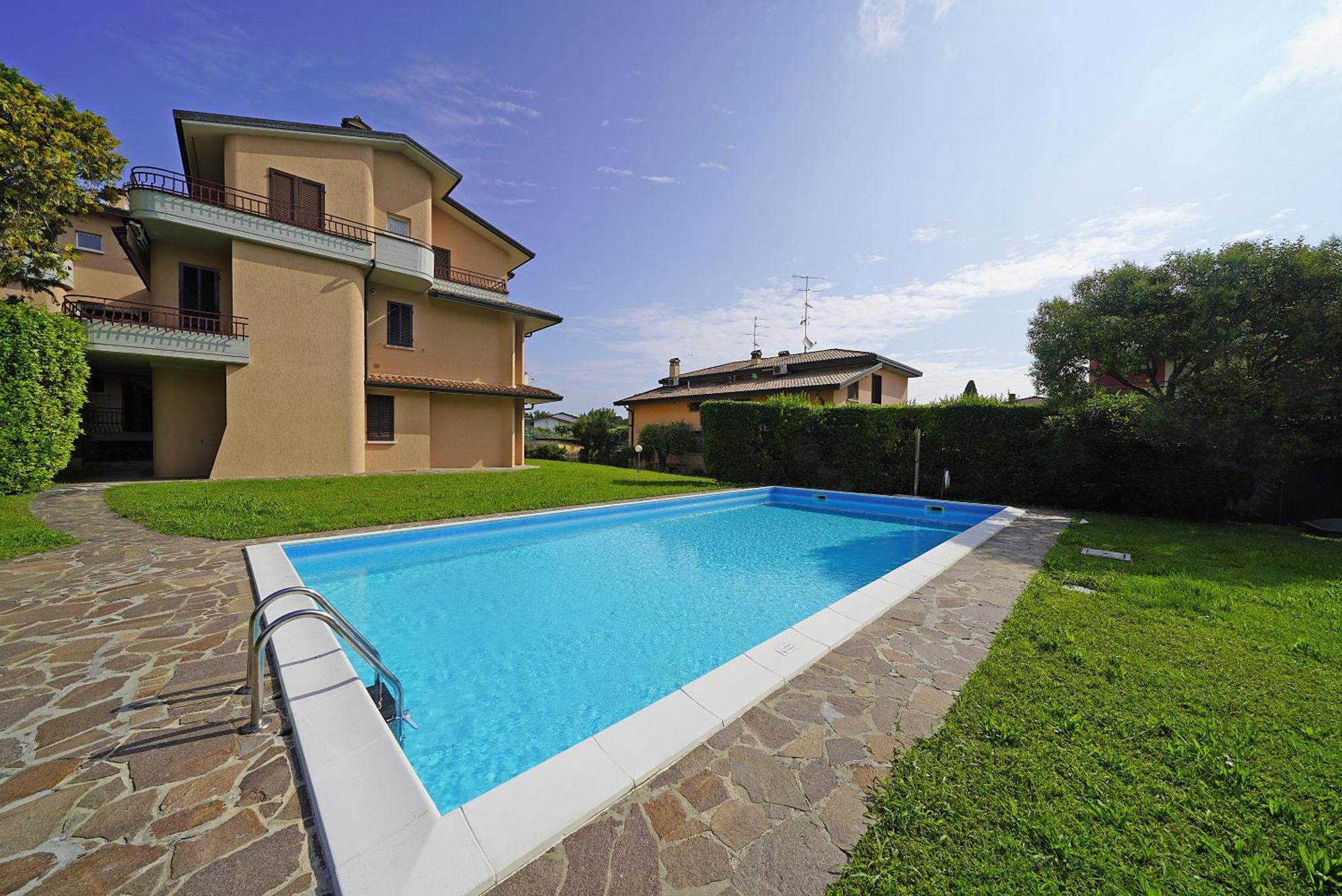 Borgo Del Grillo P2-9 By Wonderful Italy Apartment Сирмионе Екстериор снимка